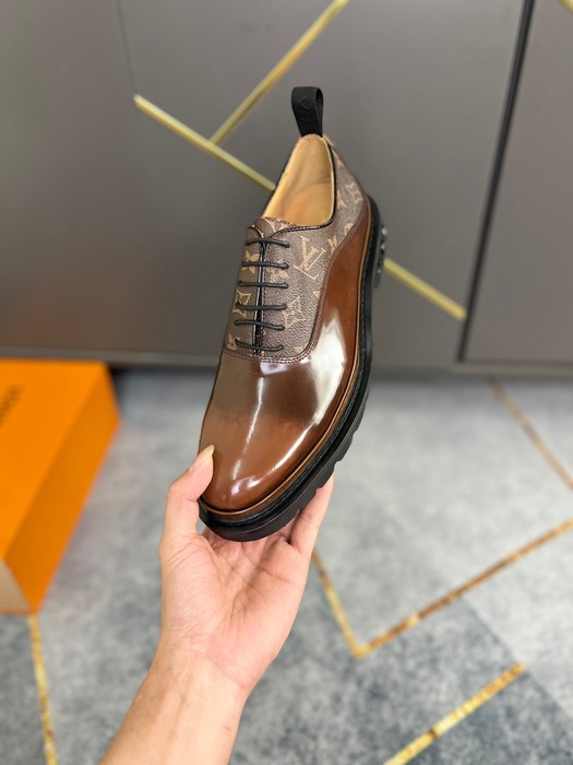 Shoes Louis Vuitton loafers Brown 001