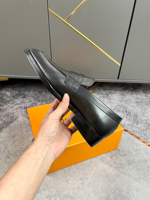 Shoes Louis Vuitton men's business casual leather shoes Black