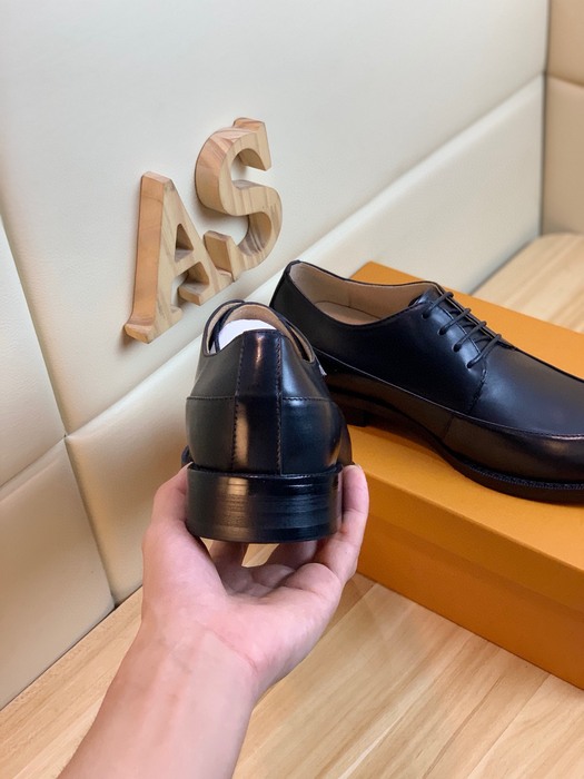 Shoes Louis Vuitton men's business shoes Black
