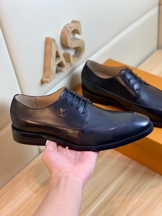 Shoes Louis Vuitton men's business shoes Black