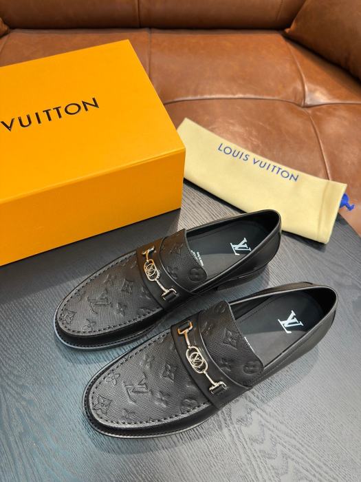 Shoes Louis Vuitton men's casual leather loafers Black