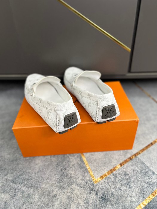 Shoes Louis Vuitton men's driving loafers White