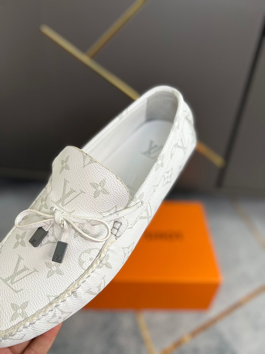 Shoes Louis Vuitton men's driving loafers White