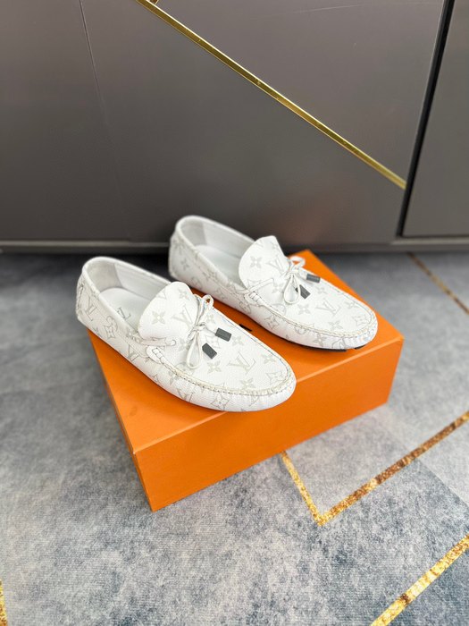 Shoes Louis Vuitton men's driving loafers White