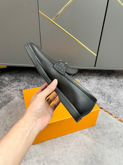 Shoes Louis Vuitton men's loafer Black