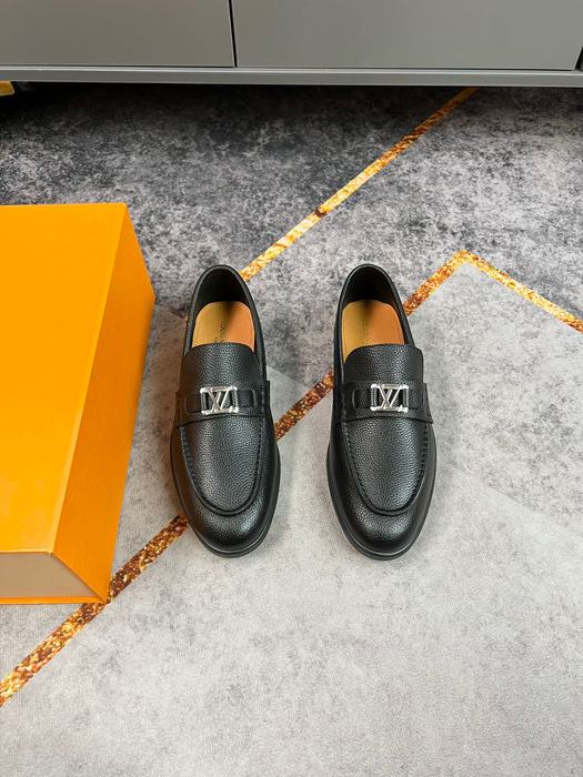 Shoes Louis Vuitton men's loafer Black