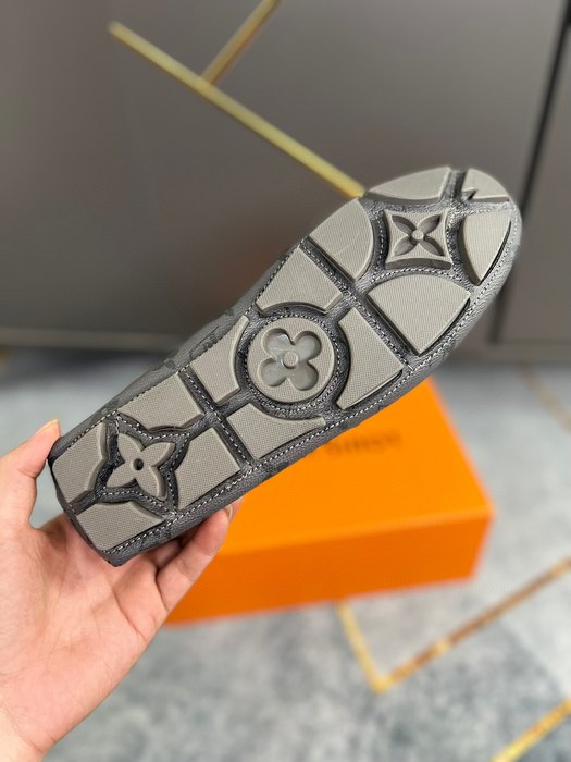 Shoes Louis Vuitton men's loafer Grey