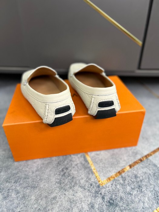 Shoes Louis Vuitton men's loafer White