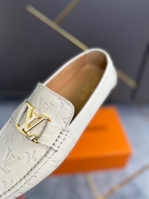 Shoes Louis Vuitton men's loafer White