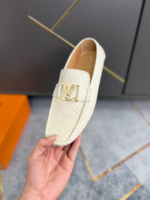Shoes Louis Vuitton men's loafer White
