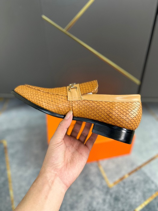 Shoes loafer Tan