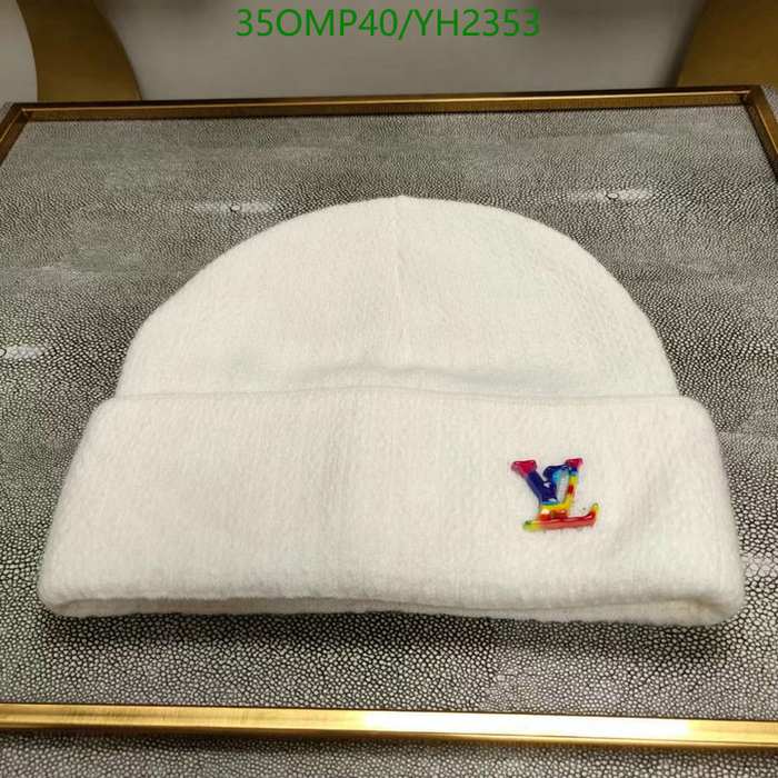 Yupoo hat knit hat Black