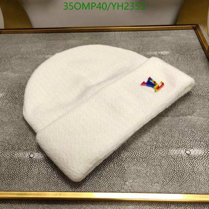 Yupoo hat knit hat Black