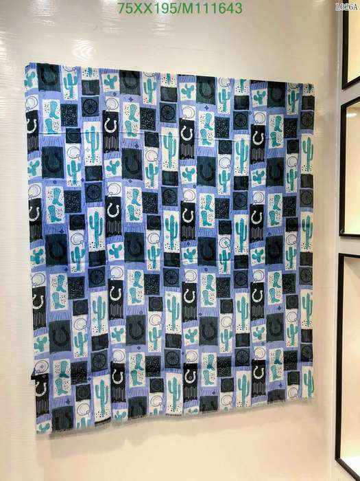 Yupoo LV scarf Beige 022