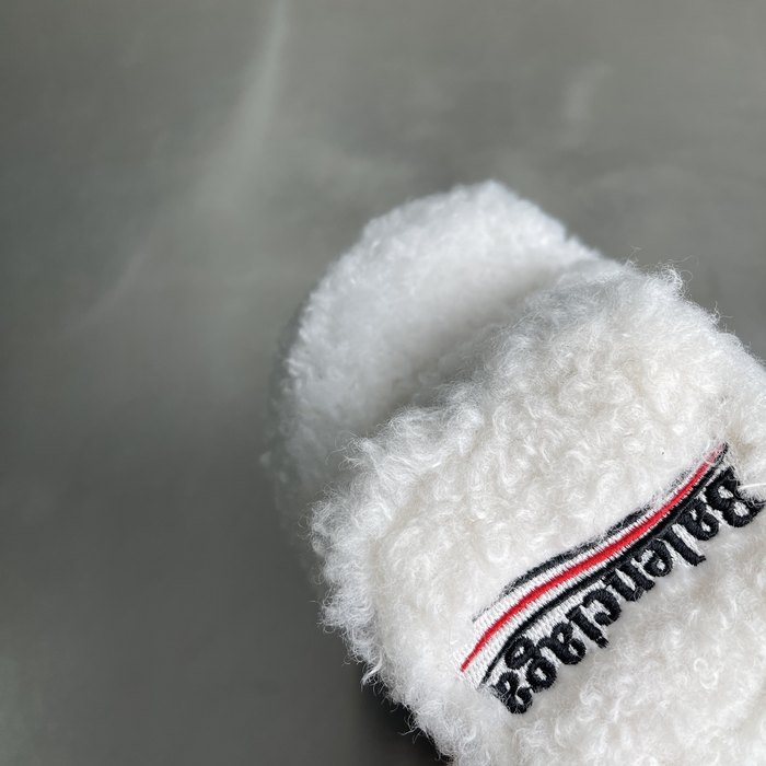 Balenciaga_shoes_	
Leather_yupoo_
AAA Quality_Track