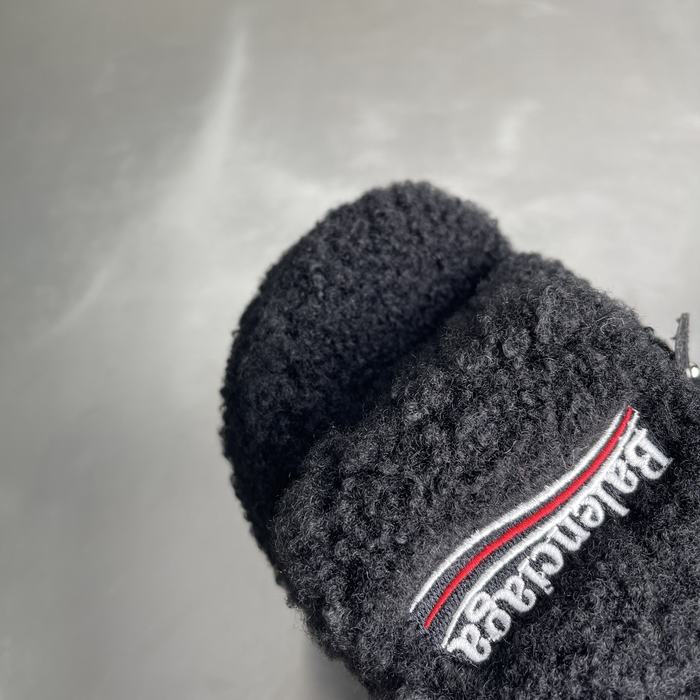 Balenciaga_shoes_	
Leather_yupoo_
AAA Quality_Track