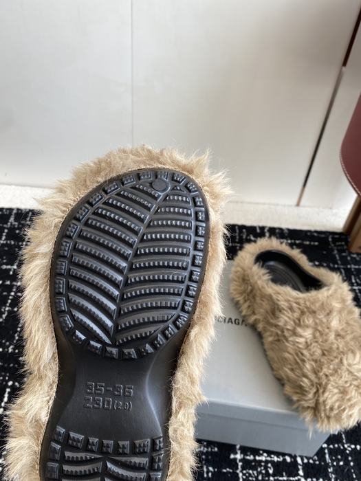 Balenciaga_shoes_	
Leather_yupoo_
AAA Quality_Track