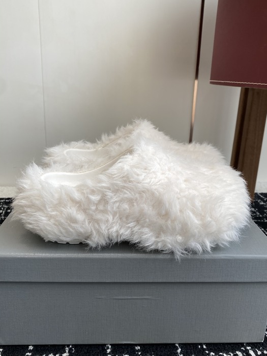 Balenciaga_shoes_	
Leather_yupoo_
AAA Quality_Track