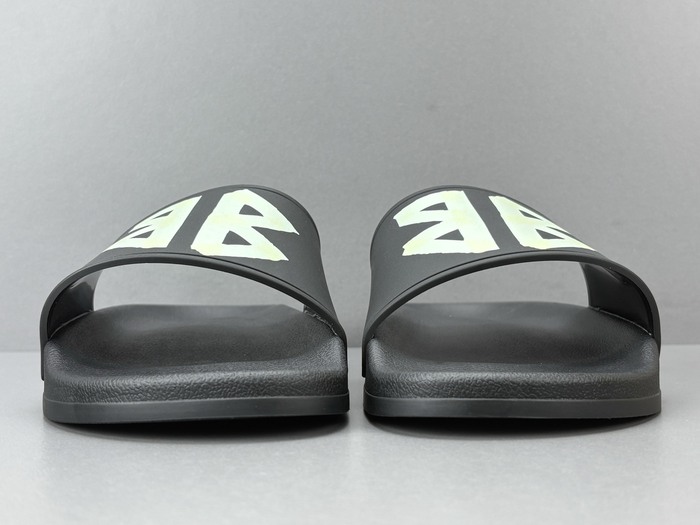 Balenciaga_shoes_	
Leather_yupoo_
AAA Quality_Track