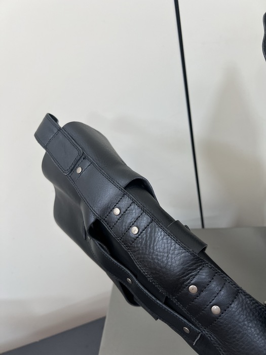 Balenciaga_shoes_	
Leather_yupoo_
AAA Quality_Track