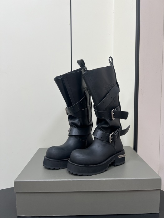 Balenciaga_shoes_	
Leather_yupoo_
AAA Quality_Track
