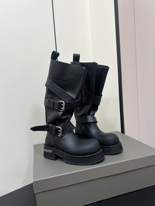 Balenciaga_shoes_	
Leather_yupoo_
AAA Quality_Track