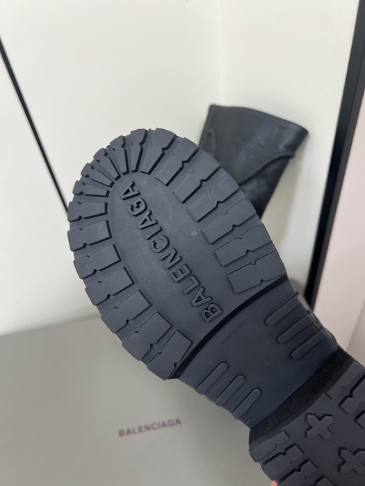 Balenciaga_shoes_	
Leather_yupoo_
AAA Quality_Track