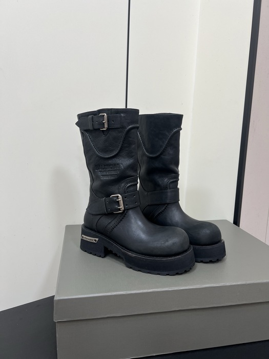 Balenciaga_shoes_	
Leather_yupoo_
AAA Quality_Track