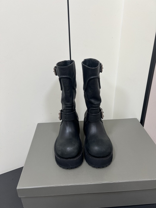 Balenciaga_shoes_	
Leather_yupoo_
AAA Quality_Track