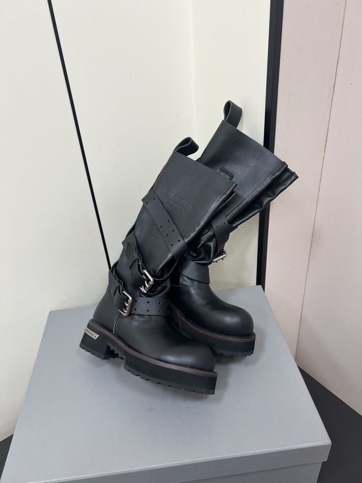 Balenciaga_shoes_	
Leather_yupoo_
AAA Quality_Track