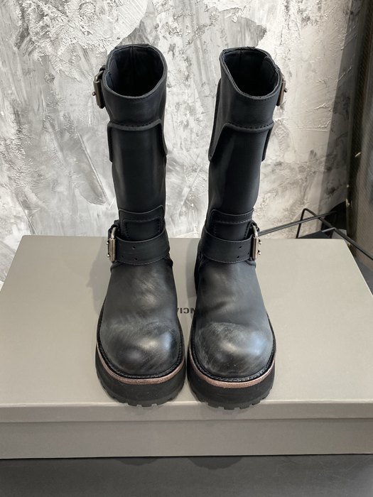 Balenciaga_shoes_	
Leather_yupoo_
AAA Quality_Track