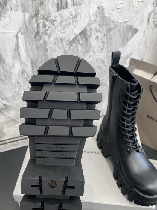 Balenciaga_shoes_	
Leather_yupoo_
AAA Quality_Track