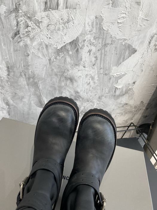 Balenciaga_shoes_	
Leather_yupoo_
AAA Quality_Track