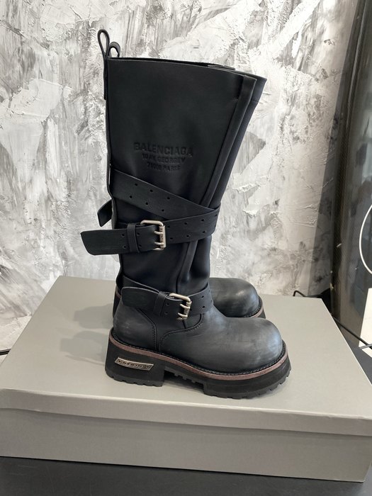 Balenciaga_shoes_	
Leather_yupoo_
AAA Quality_Track