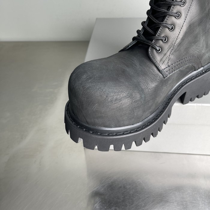 Balenciaga_shoes_	
Leather_yupoo_
AAA Quality_Track