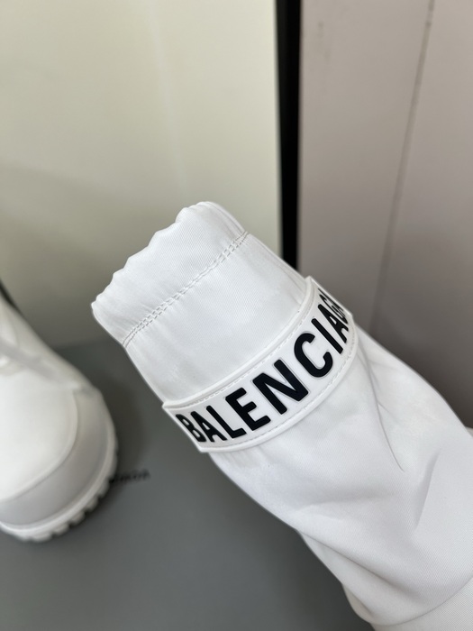 Balenciaga_shoes_	
Leather_yupoo_
AAA Quality_Track