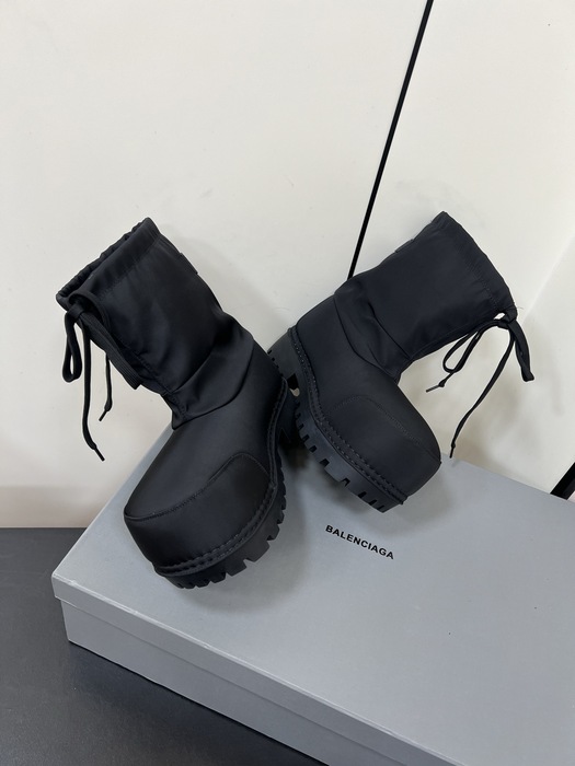 Balenciaga_shoes_	
Leather_yupoo_
AAA Quality_Track