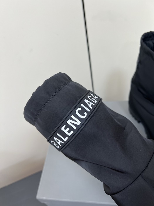 Balenciaga_shoes_	
Leather_yupoo_
AAA Quality_Track