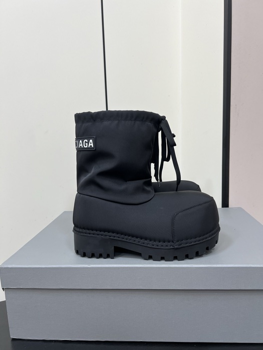 Balenciaga_shoes_	
Leather_yupoo_
AAA Quality_Track