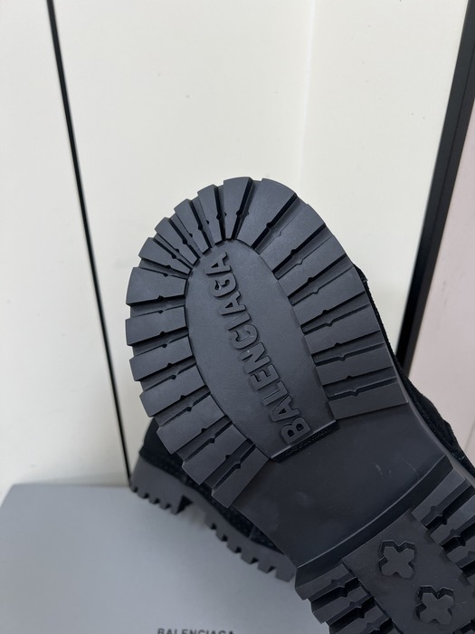 Balenciaga_shoes_	
Leather_yupoo_
AAA Quality_Track