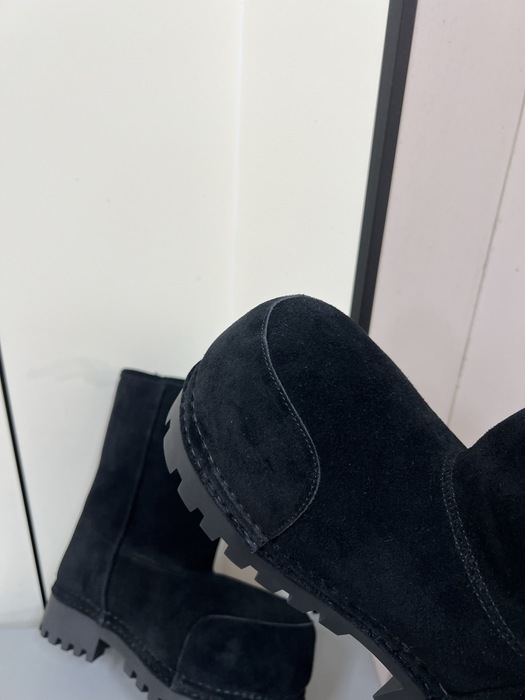 Balenciaga_shoes_	
Leather_yupoo_
AAA Quality_Track