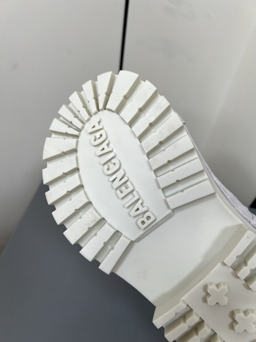 Balenciaga_shoes_	
Leather_yupoo_
AAA Quality_Track