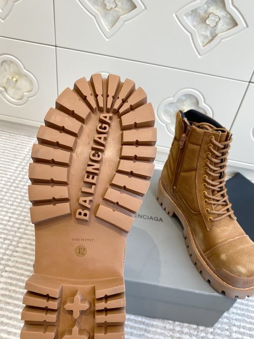 Balenciaga_shoes_	
Leather_yupoo_
AAA Quality_Track