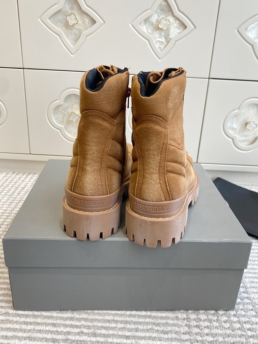 Balenciaga_shoes_	
Leather_yupoo_
AAA Quality_Track