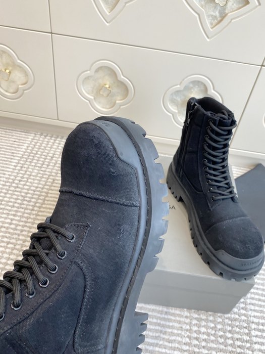 Balenciaga_shoes_	
Leather_yupoo_
AAA Quality_Track