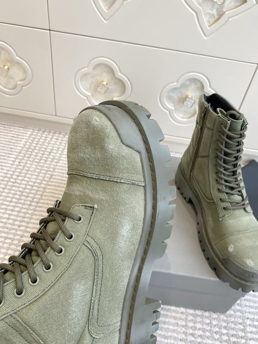 Balenciaga_shoes_	
Leather_yupoo_
AAA Quality_Track