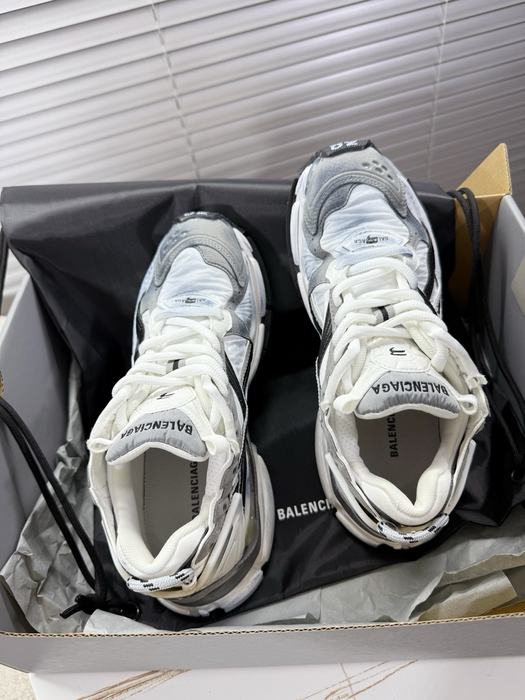 Balenciaga_shoes_	
Leather_yupoo_
AAA Quality_Track