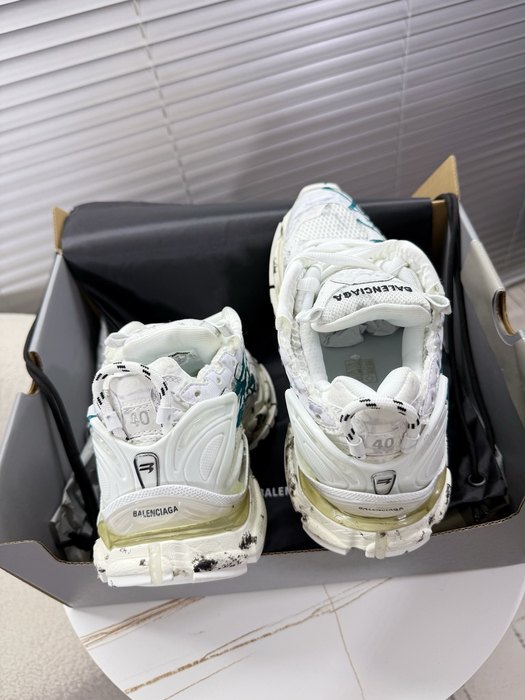 Balenciaga_shoes_	
Leather_yupoo_
AAA Quality_Track