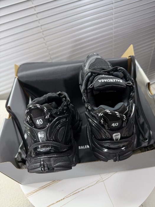 Balenciaga_shoes_	
Leather_yupoo_
AAA Quality_Track