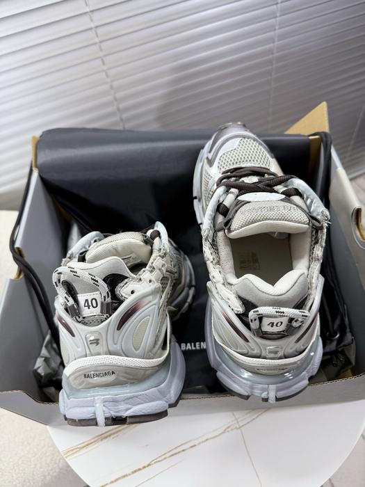 Balenciaga_shoes_	
Leather_yupoo_
AAA Quality_Track